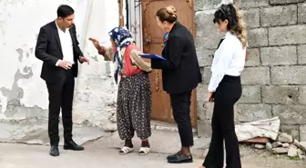 Osmaniye Belediyesi'nin Mobil Halkla İlişkiler Birimi 2 Ayda 1398 Vatandaşla Görüştü