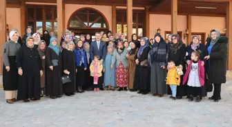 Tokat Belediye Başkanı Eyüp Eroğlu, 6 mahalledeki kadınlarla bir araya geldi