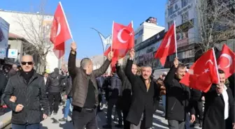 Van'da 'Teröre Lanet' yürüyüşü