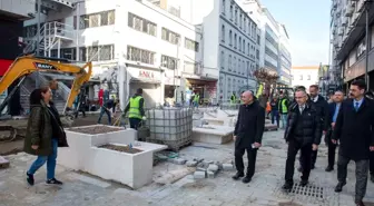 İzmir Kemeraltı'nda üstyapı çalışmaları tamamlanıyor