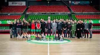 Merkezefendi Belediyesi Basket ile Pınar Karşıyaka arasında kritik maç