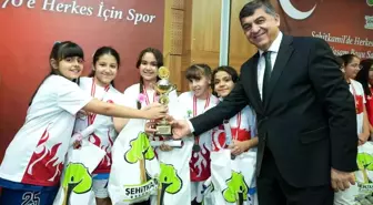 Şehitkamil Belediyesi, Kurtuluş Kupası Geleneksel Spor Etkinliklerinde 2 bin 510 sporcuyu ağırladı