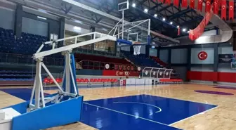 Düzce'de Bahçeşehir ve Cumayeri Spor Salonları Bakım Onarımı Tamamlandı