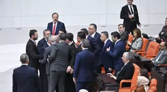 Saadet Partisi Milletvekili Selçuk Özdağ ile AK Partili Fuat Oktay arasında mal varlığı tartışması