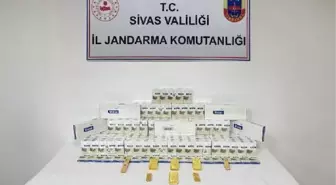 SİVAS'ta İran plakalı otobüste altın ve kaçak sigara ele geçirildi