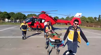 Samsun'da Ağabeyinin Ölüm Haberini Verirken Kaza Yapan Genç Kız Ambulans Helikopterle Hastaneye Kaldırıldı