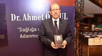 Özel Hayat Hastanesi Yönetim Kurulu Başkanı Dr. Ahmet Özkul'un hayatı kitap oldu