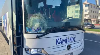 Düzce'de Yolcu Otobüsü Motosiklet Sürücüsüne Çarptı, Hayatını Kaybetti