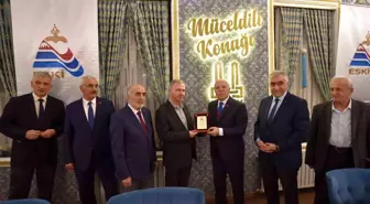 Erzurum Büyükşehir Belediyesi ESKİ Personeline Veda Töreni Düzenledi