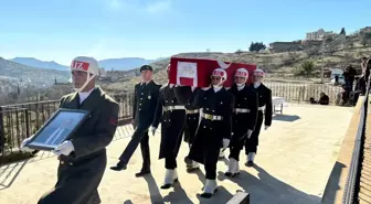 Kıbrıs gazisi İsmail Şelimen askeri törenle defnedildi