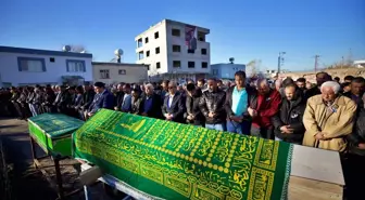Kuzey Marmara Otoyolu'ndaki kaza sonucu hayatını kaybedenler Osmaniye'de toprağa verildi