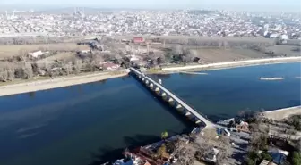 Edirne Meriç Köprüsü'nün Mimarı Hacegandan Edhem Efendi