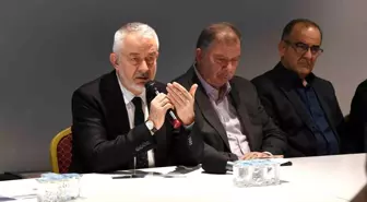 Isparta Belediye Başkanı Şükrü Başdeğirmen, Sanayiciler ve Esnaflarla Bir Araya Geldi