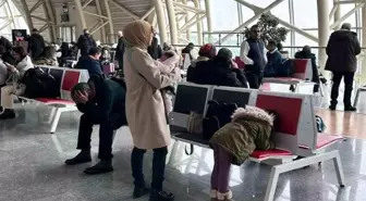 Diyarbakır Havalimanı'nda Isıtma Arızası: Personel ve Yolcular Soğukta Bekliyor