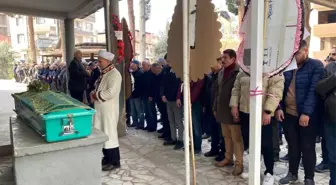 Manisa'nın sevilen emekli öğretmeni kansere yenik düştü