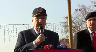 Emekli askerler, şehit olan 12 asker için basın açıklaması yaptı