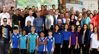 Muratpaşa Belediyesi, 94 Amatör Spor Kulübüne Nakdi Destek Sağladı