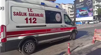 İzmit'te Börekçide Çalışan Kişi Bıçaklandı