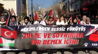 Van'da Sağlık Çalışanları Filistin'e Destek İçin Sessiz Yürüyüşlerine Devam Ediyor