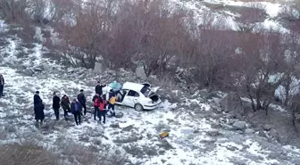 Ağrı'da trafik kazası: 1'i ağır 3 kişi yaralandı