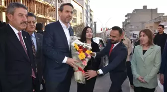 Enerji ve Tabii Kaynaklar Bakanı Şırnak'ta ziyaretlerde bulundu
