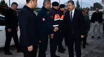 Osmaniye Valisi Erdinç Yılmaz, görev başındaki personeli ziyaret etti