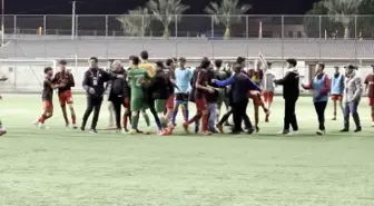 Yalova U18 Ligi'nde Kartalspor ile Yeşilovaspor arasında arbede: 8 kırmızı, 5 sarı kart