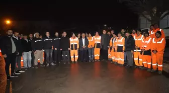 Afyonkarahisar Belediye Başkanı Mehmet Zeybek, yeni yıla ziyaretlerle girdi