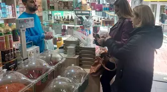 Tekirdağ'da Vatandaşlar Aktarlara Akın Ediyor