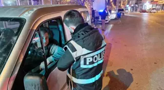 Çorum Alaca'da Yılbaşı Tedbirleri Kapsamında 600 Araç Sorgulandı