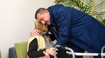 Kastamonu Belediye Başkanı, yılbaşı gecesini çalışanlar ve huzurevi sakinleriyle geçirdi
