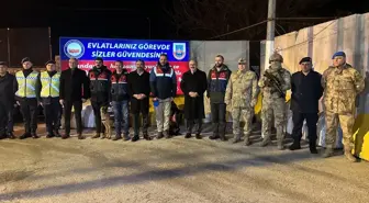 Elazığ Valisi Ömer Toraman, yılbaşında görevi başında olan jandarma, polis ve sağlık çalışanlarını ziyaret etti