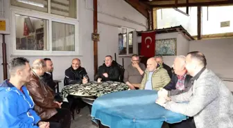 Körfez Belediye Başkanı Şener Söğüt, Hacı Osman Mahallesi'nde Vatandaşlarla Buluştu