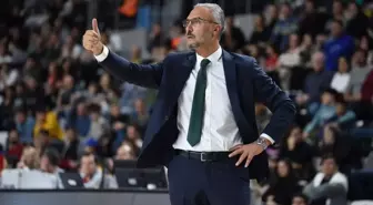 Manisa Büyükşehir Belediyespor, Hakan Demir'i başantrenör olarak atadı