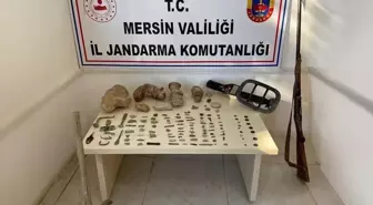 Mersin'de Kaçak Kazı Yapan Zanlının Evinden Tarihi Eserler Çıktı