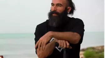 Turabi neden baston kullanıyor, sakat mı?