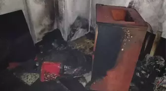 Afyonkarahisar'da bir binada çıkan yangın söndürüldü