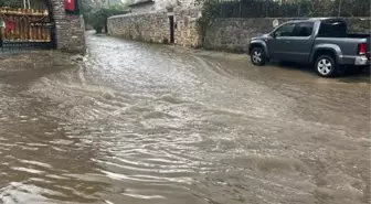 Bodrum'da Sağanak Yağış Hayatı Olumsuz Etkiledi