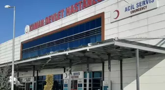 Kırşehir'de Otomobil Devrildi: Baba ve Oğlu Yaralandı