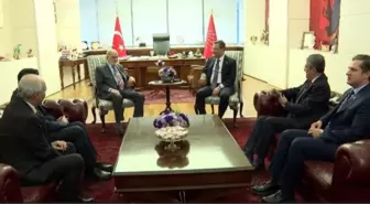 CHP Genel Başkanı Özgür Özel, Saadet Partisi Genel Başkanı Temel Karamollaoğlu ile görüştü