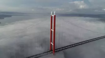Çanakkale Boğazı'nda Sis Altında Kaybolan 1915 Çanakkale Köprüsü