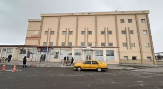 Ardahan'da 8 öğrenci hastaneye kaldırıldı