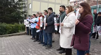 Bilecik'te Öğretmenin Darbedilmesi Protesto Edildi