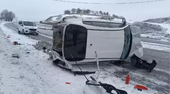 Bingöl'de takla atan cipin sürücüsü yaralandı