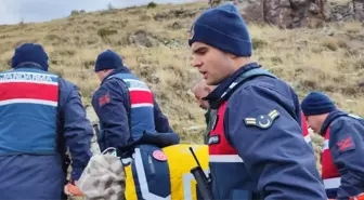 Sivas'ta avlanmak için dağa çıkan kişi ayağını kırdı