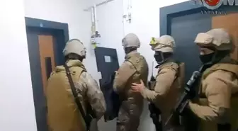 Antalya'da Uluslararası Düzeyde Aranan 18 Şahıs Yakalandı