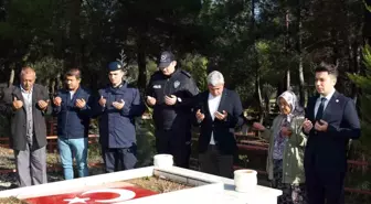 Diyarbakır'ın Sur ilçesinde şehit düşen Jandarma Uzman Çavuş Kenan Karabacaklı anıldı