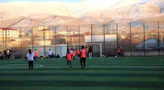 Van'ın Muradiye ilçesinde 13 bin 650 metrekarelik spor tesisleri hizmete açıldı