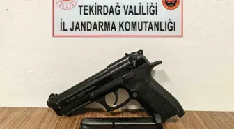 Tekirdağ'da Ruhsatsız Silah ve Kaçak İçki Ele Geçirildi