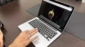 Ardahan Valisi Hayrettin Çiçek, 2023'e damga vuran olayların fotoğraflarını oyladı